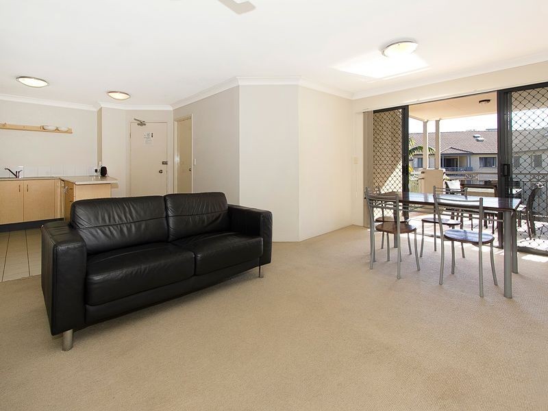 86/300 Sir Fred Schonell Drive, St Lucia QLD 4067