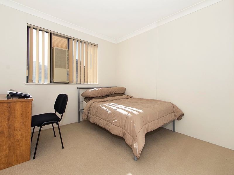 86/300 Sir Fred Schonell Drive, St Lucia QLD 4067