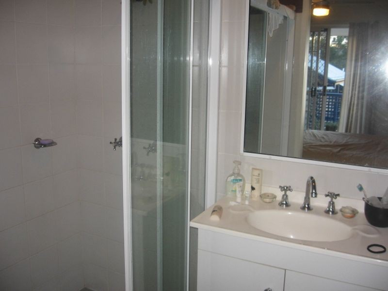 3/2-4 Moore Street, Taringa QLD 4068