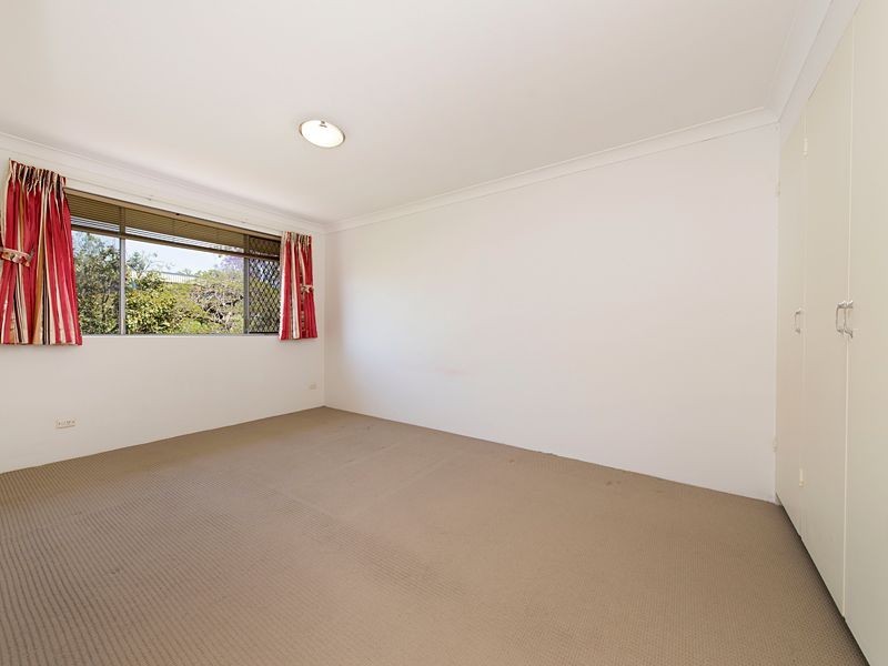 5/117 Clarence Road, Indooroopilly QLD 4068