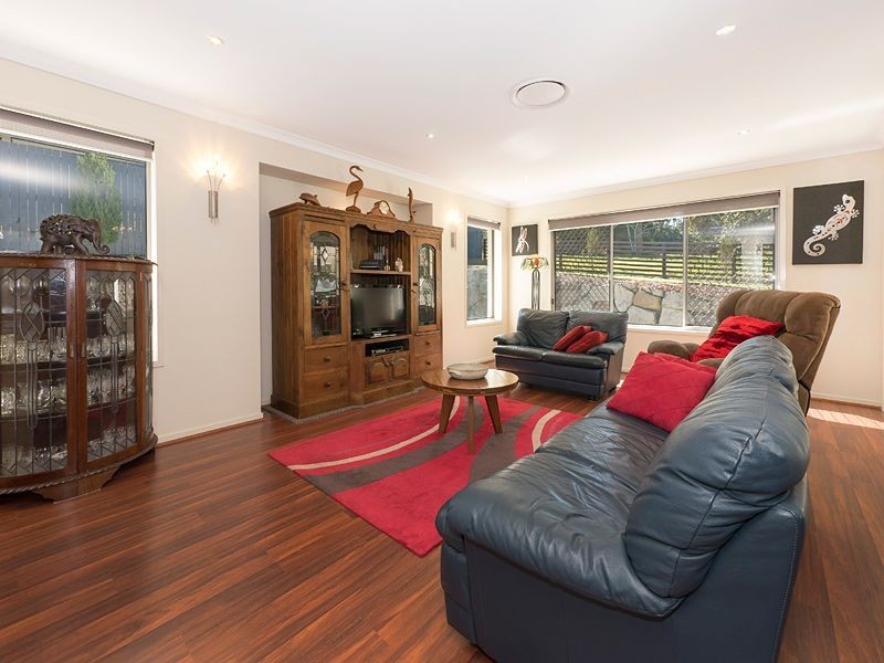 27 Greygum Place, Anstead QLD 4070