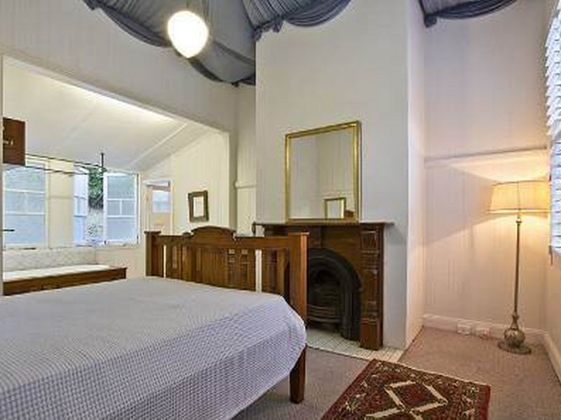 130 Airlie Road, Pullenvale QLD 4069