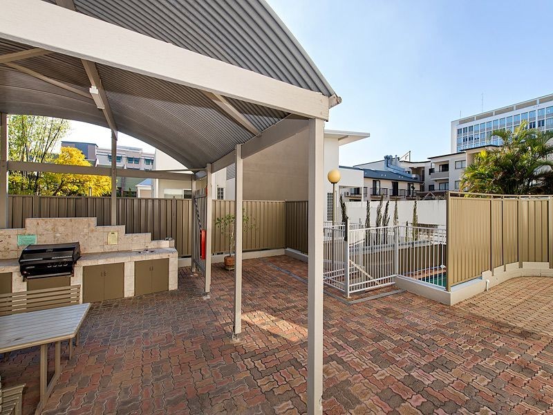2/32 Fortescue Street, Spring Hill QLD 4000