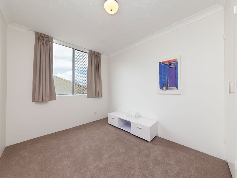 1/83 Swann Road, Taringa QLD 4068