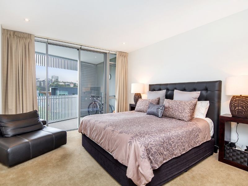 952/1 Newstead Terrace, Newstead QLD 4006