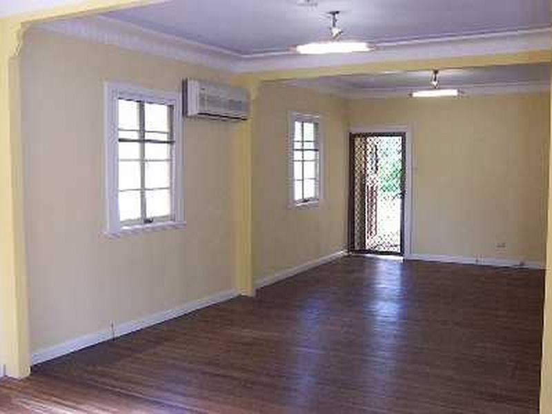 33 Essex Road, Indooroopilly QLD 4068