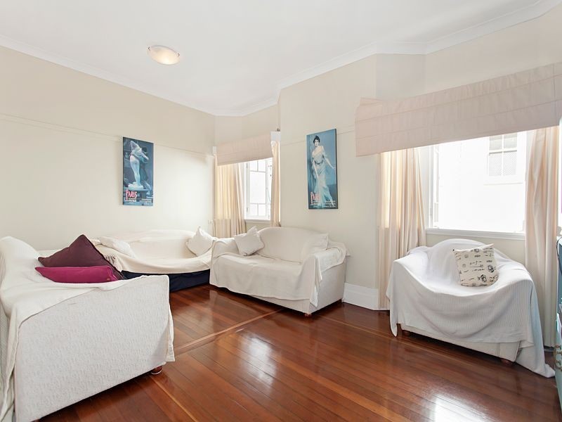 37 Dudley Street, Bardon QLD 4065