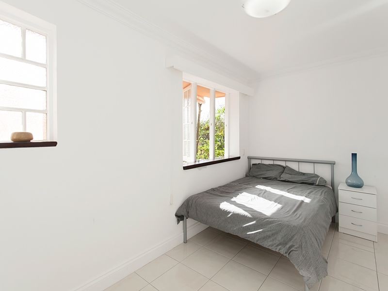 37 Dudley Street, Bardon QLD 4065