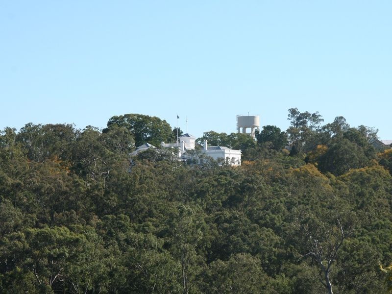 37 Dudley Street, Bardon QLD 4065