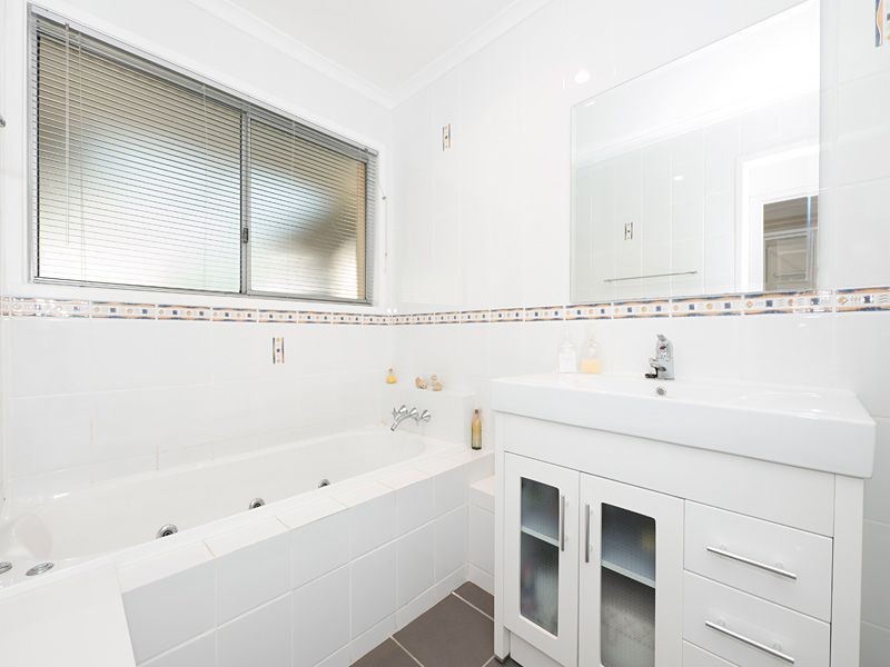 31 Duranta Street, Bellbowrie QLD 4070