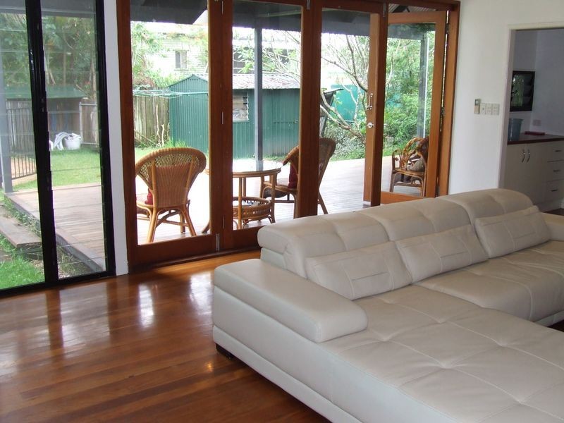 24 Acacia Ave, Graceville QLD 4075