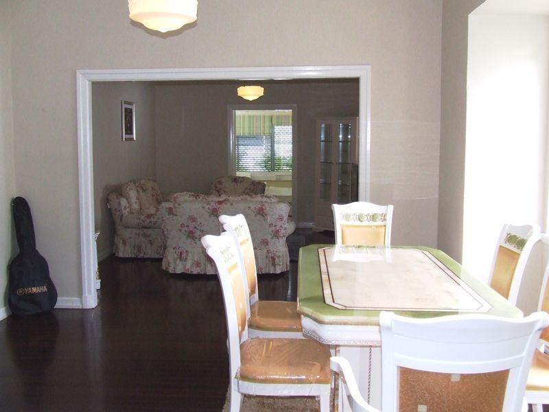 24 Acacia Ave, Graceville QLD 4075