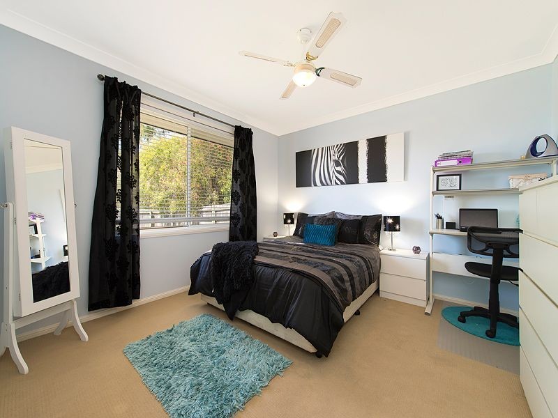 4 Athena Close, Moggill QLD 4070