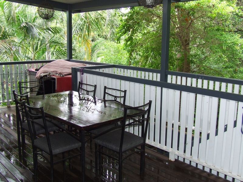 16 Eton Street, Toowong QLD 4066