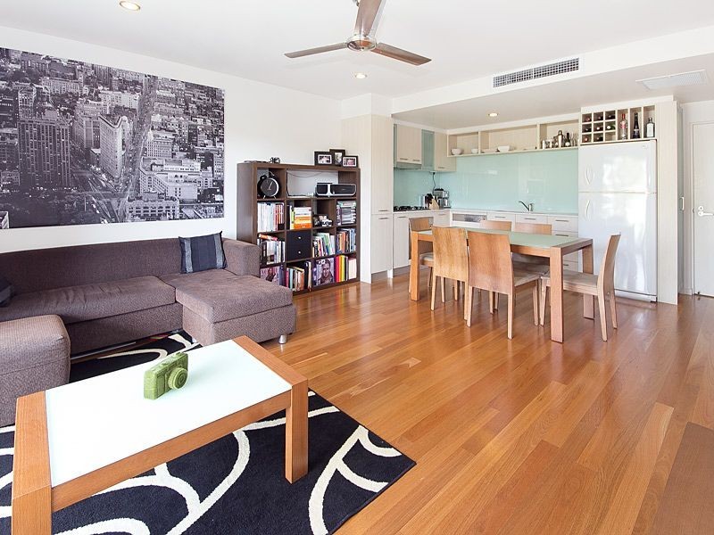 14/221 Sir Fred Schonell Drive, St Lucia QLD 4067