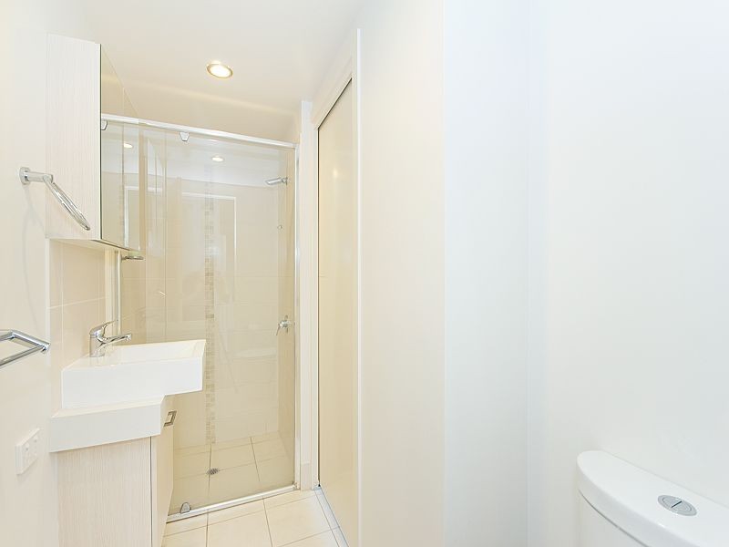 14/221 Sir Fred Schonell Drive, St Lucia QLD 4067