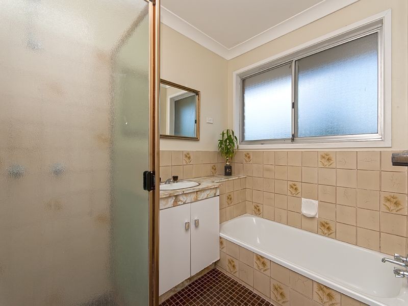 6 Marica Street, Bellbowrie QLD 4070