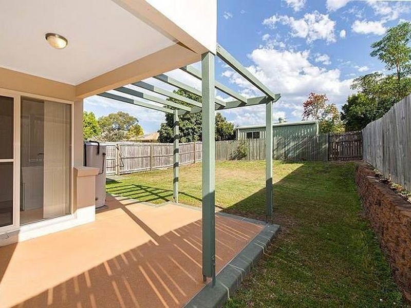 2/28 Golden Crest Place, Bellbowrie QLD 4070