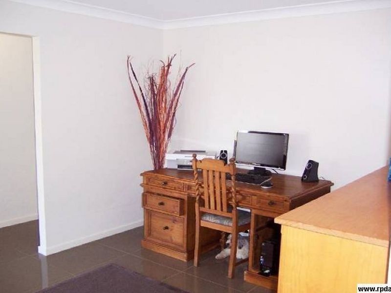 35 Rise Place, Moggill QLD 4070