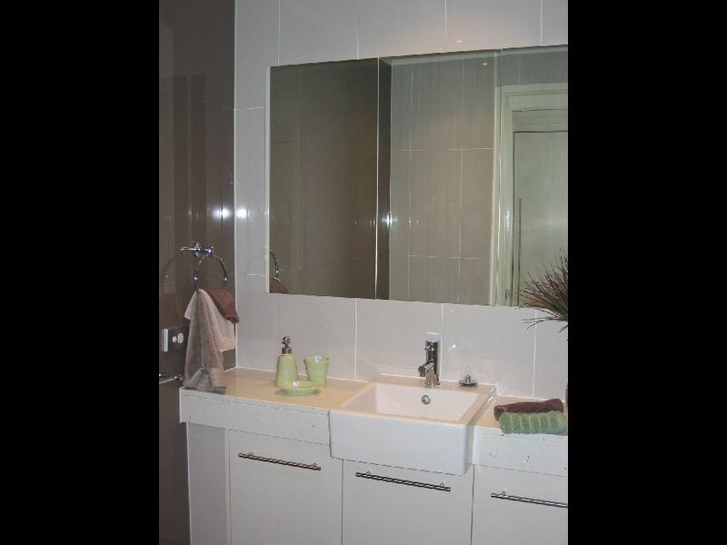 2/63 Bellevue Terrace, St Lucia QLD 4067