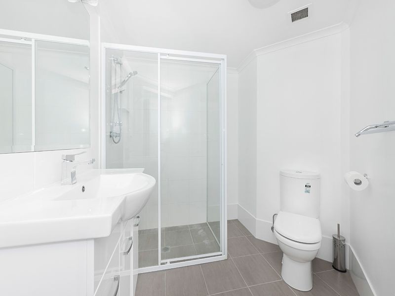 201/435 Coronation Drive, Auchenflower QLD 4066