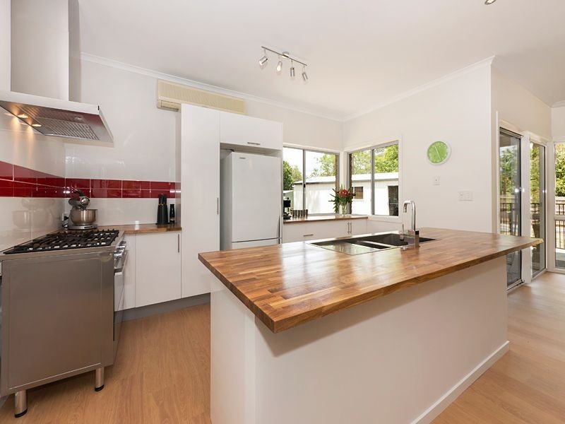 239 Kangaroo Gully Road, Bellbowrie QLD 4070