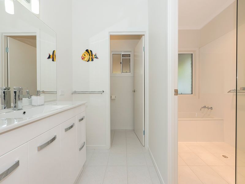 239 Kangaroo Gully Road, Bellbowrie QLD 4070