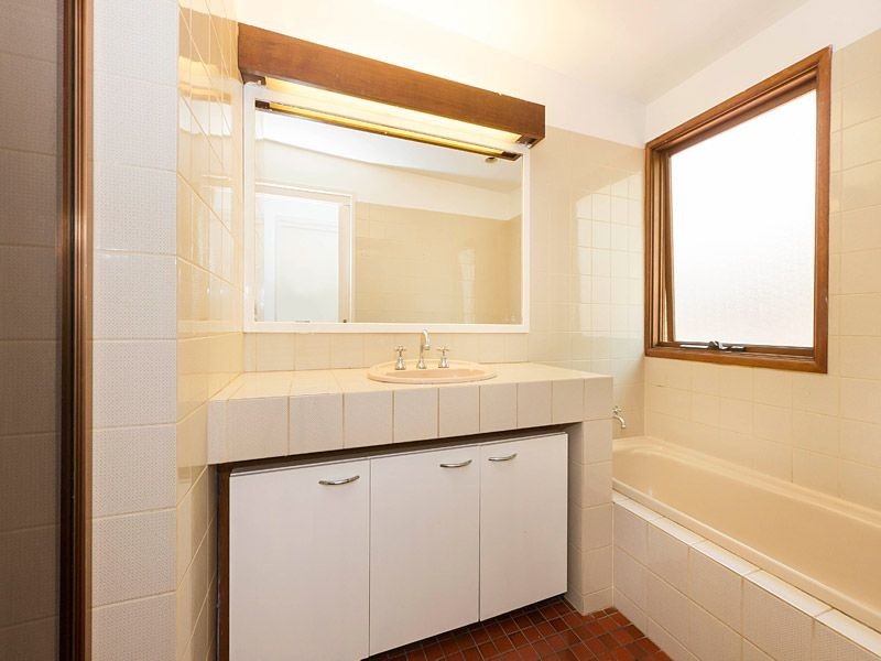 16 Boxthorn Street, Bellbowrie QLD 4070