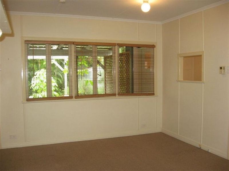 83 White Street, Graceville QLD 4075