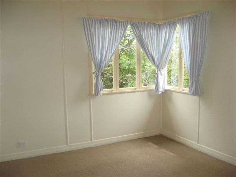 83 White Street, Graceville QLD 4075