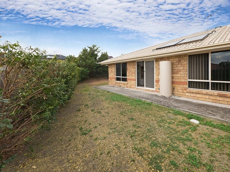 2/25 Golden Crest Place, Bellbowrie QLD 4070