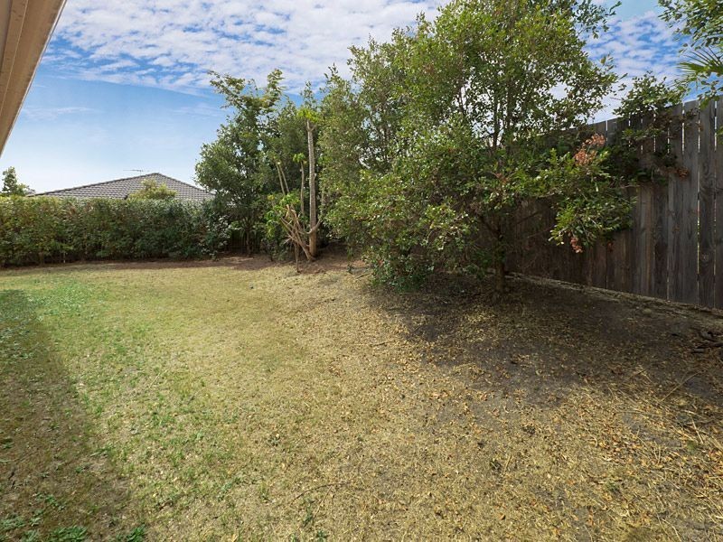 2/25 Golden Crest Place, Bellbowrie QLD 4070