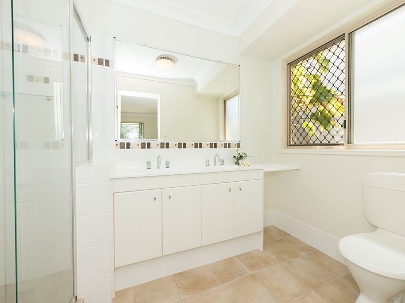 118 Joseph Avenue, Moggill QLD 4070