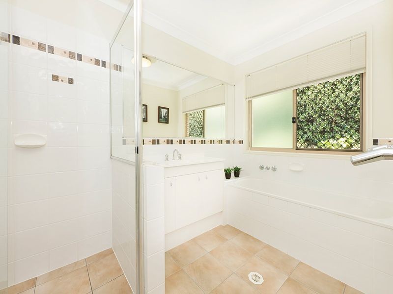 118 Joseph Avenue, Moggill QLD 4070