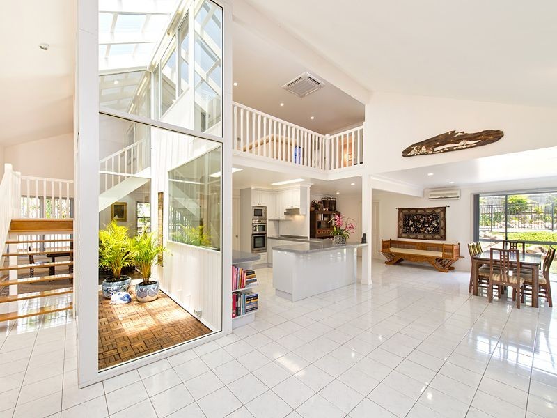 26 River Park Place, Fig Tree Pocket QLD 4069
