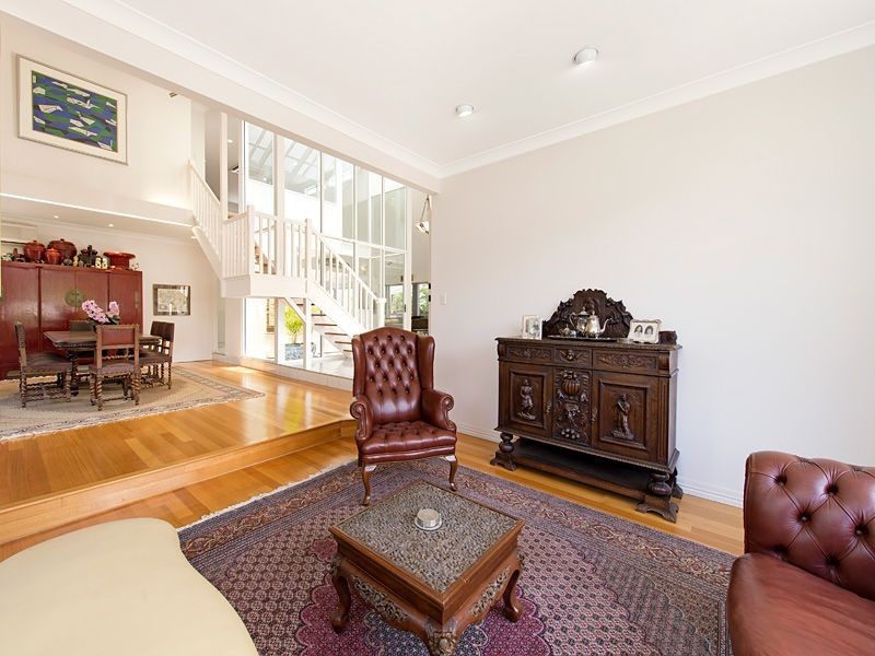 26 River Park Place, Fig Tree Pocket QLD 4069