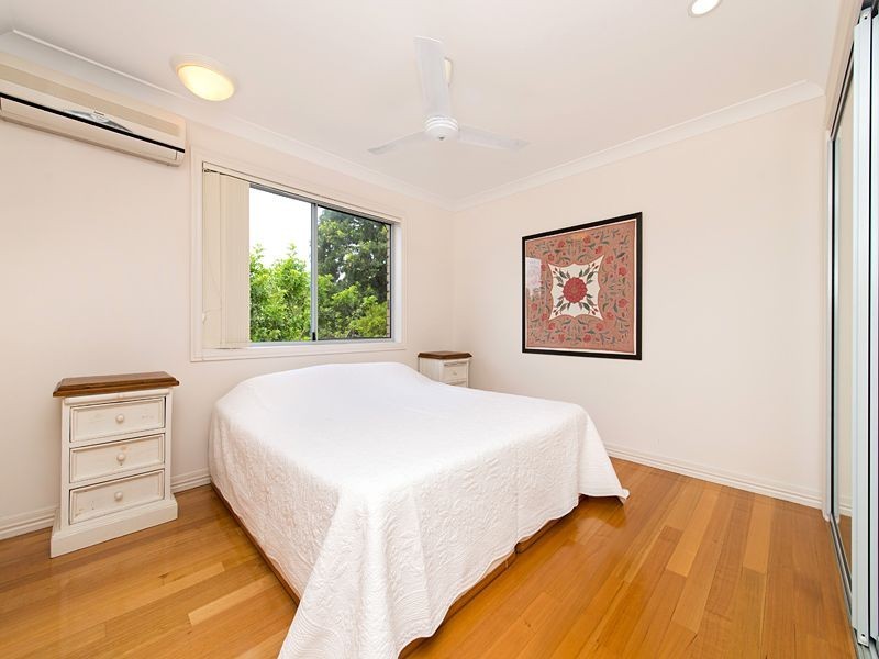 26 River Park Place, Fig Tree Pocket QLD 4069