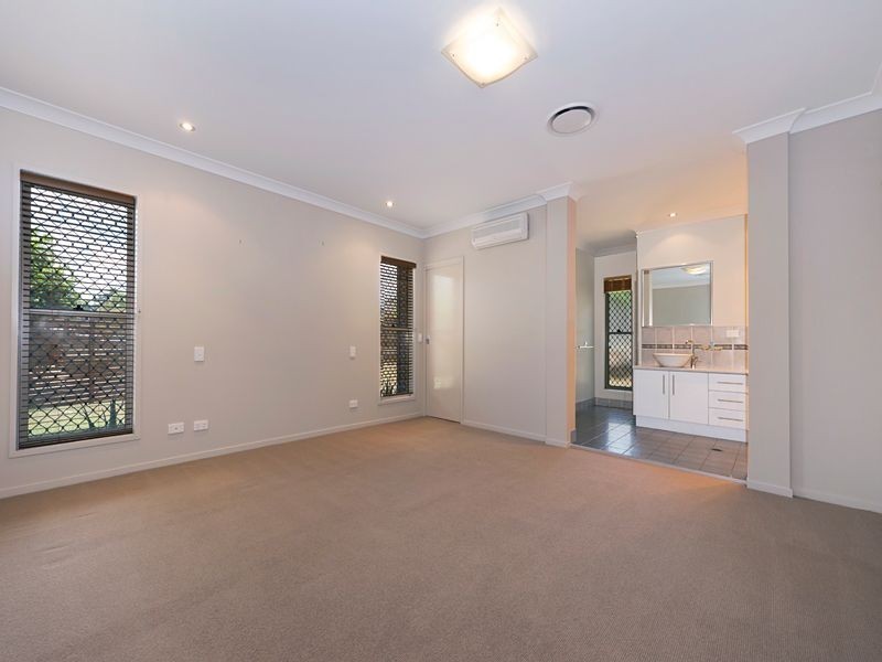 7 Zoe Place, Moggill QLD 4070