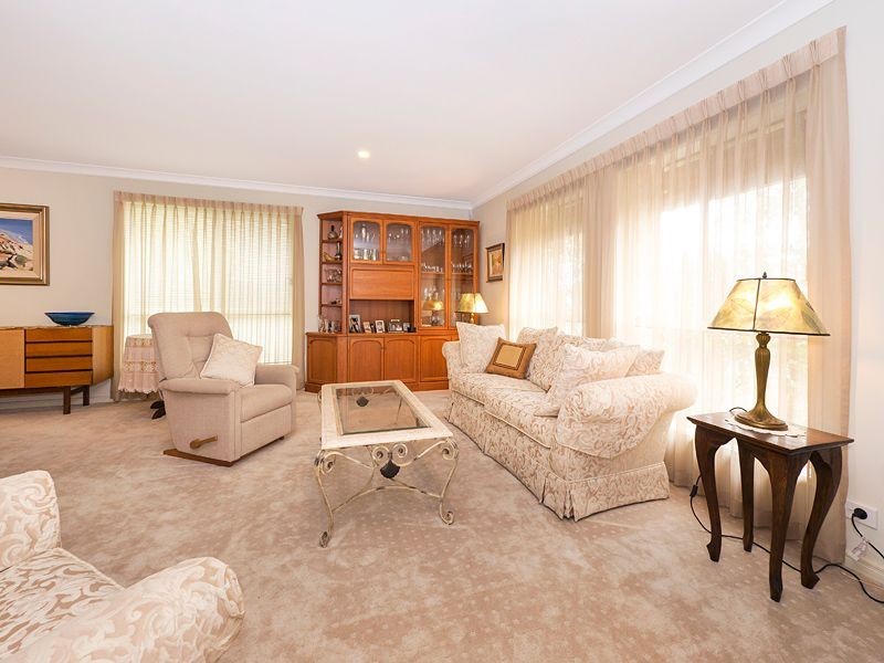 19 Nook Place, Moggill QLD 4070