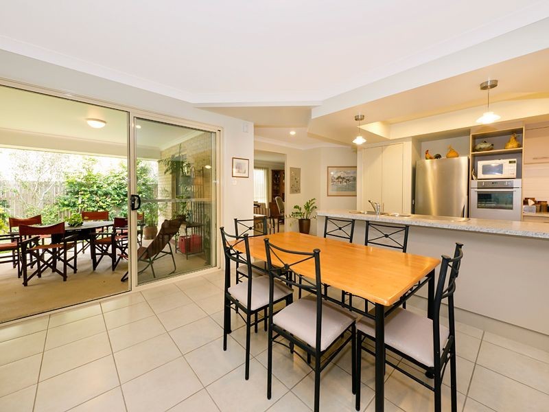 19 Nook Place, Moggill QLD 4070