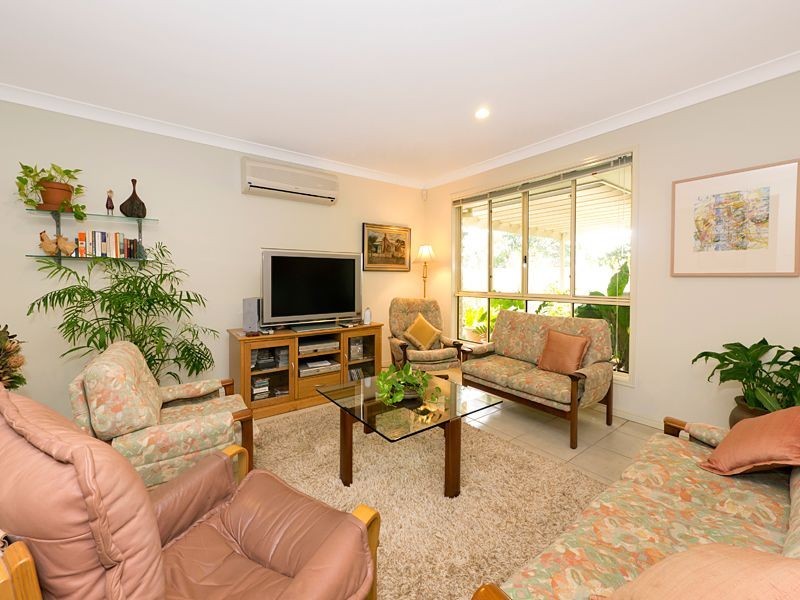 19 Nook Place, Moggill QLD 4070