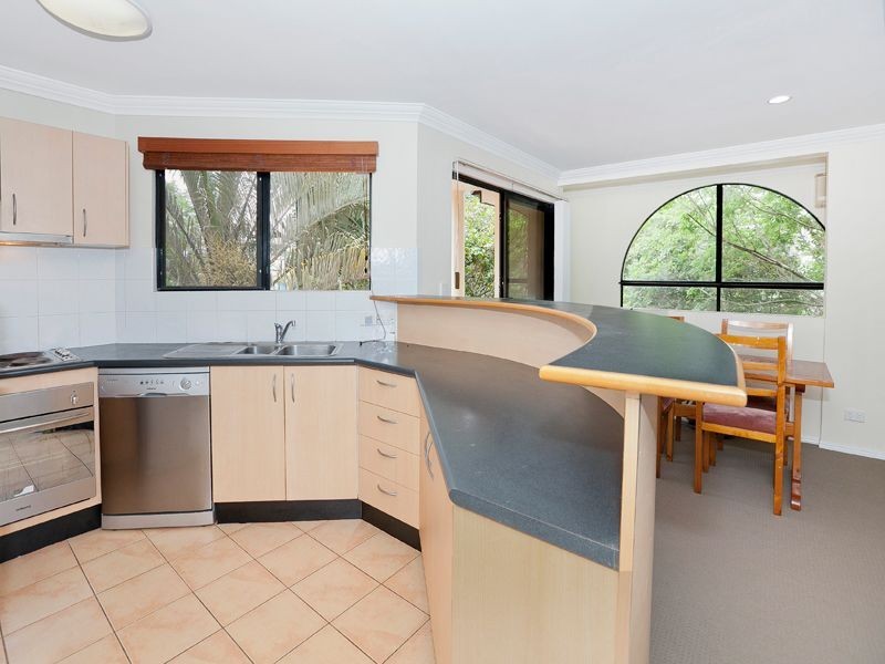 1/1 Laurence Street, St Lucia QLD 4067