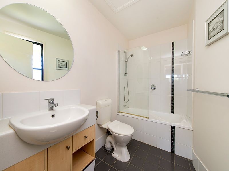 1/32 Pegg Road, Rocklea QLD 4106