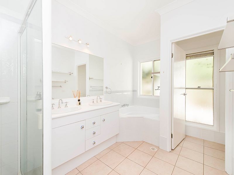 617 Fig Tree Pocket Road, Fig Tree Pocket QLD 4069