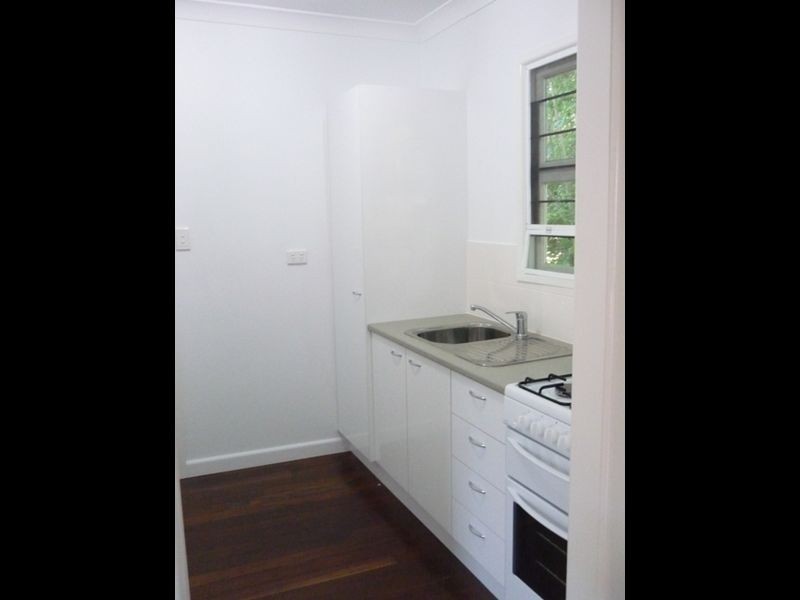 1/159 Sir Fred Schonell Drive, St Lucia QLD 4067