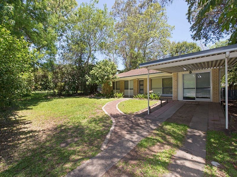 70 Brookfield Road, Kenmore QLD 4069