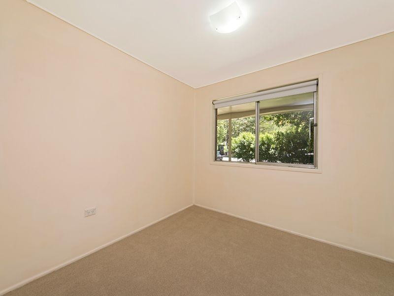 70 Brookfield Road, Kenmore QLD 4069