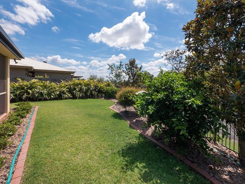 7 Tulipwood Place, Moggill QLD 4070