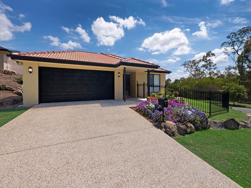 7 Tulipwood Place, Moggill QLD 4070