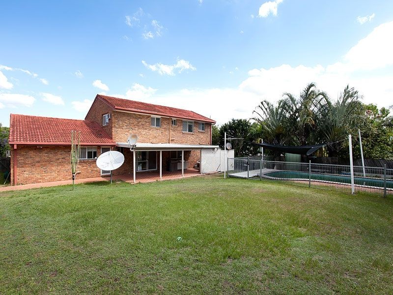 105 Arrabri Avenue, Mount Ommaney QLD 4074